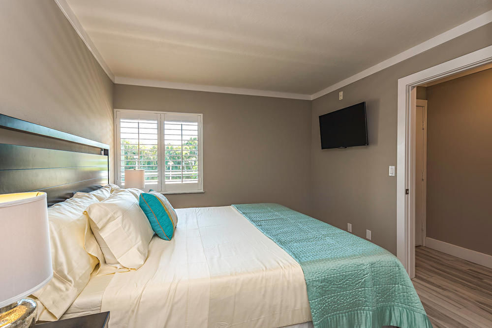 Marco Beach Vacation Suites Caxambas Bagian luar foto